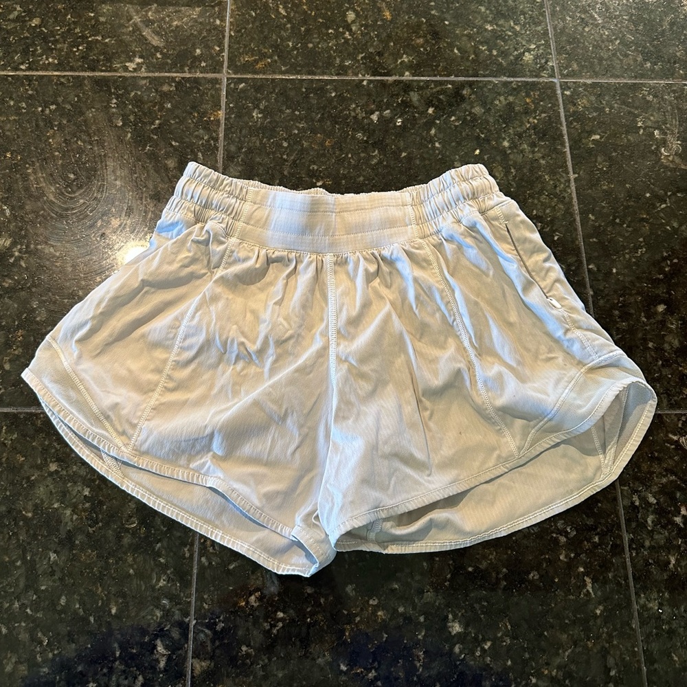 Lululemon hotty hot shorts 4”